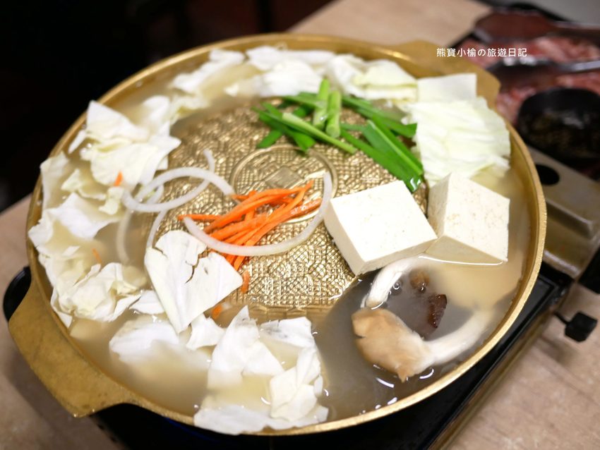 【台中美食】韓鄉韓國料理市府總店,50種韓式小菜吃到飽,每人低消180元,平價經濟實惠午晚餐推薦!內文附詳細菜單介紹。 @熊寶小榆の旅遊日記