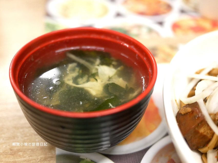 【台中美食】韓鄉韓國料理市府總店,50種韓式小菜吃到飽,每人低消180元,平價經濟實惠午晚餐推薦!內文附詳細菜單介紹。 @熊寶小榆の旅遊日記