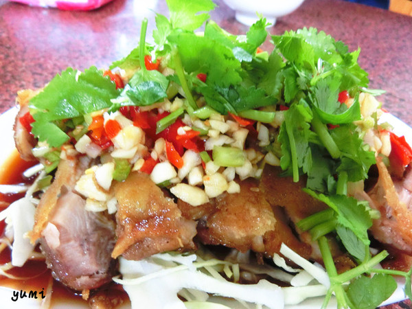 雲食泰風:【台中食記】cp值爆表! 雲南美食 泰國風味@雲食泰風 雲食泰風:【台中食記】cp值爆表! 雲南美食 泰國風味@雲食泰風