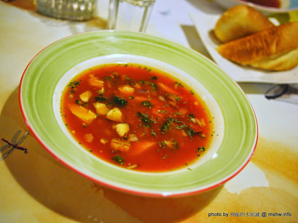 安徒生童話鄉村廚：【食記】台中Andersen Restaurant 安徒生童話鄉村廚@西區美術館 : 口味可接受,環境溫馨舒適,適合團體聚餐!