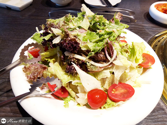 【台中西區】屋馬燒肉 園邸店 | (內附菜單)台中必吃頂級燒肉 美味雞湯喝到飽 建議提早訂位