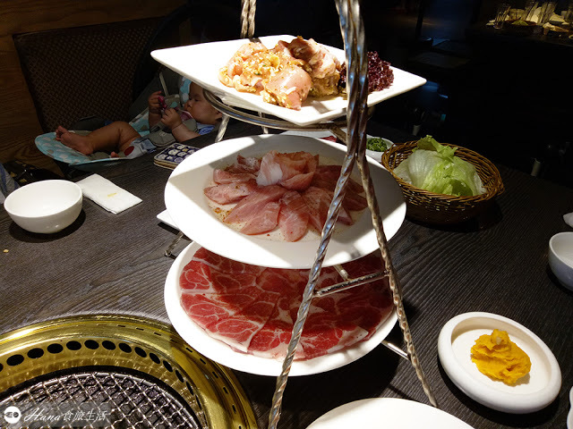 【台中西區】屋馬燒肉 園邸店 | (內附菜單)台中必吃頂級燒肉 美味雞湯喝到飽 建議提早訂位