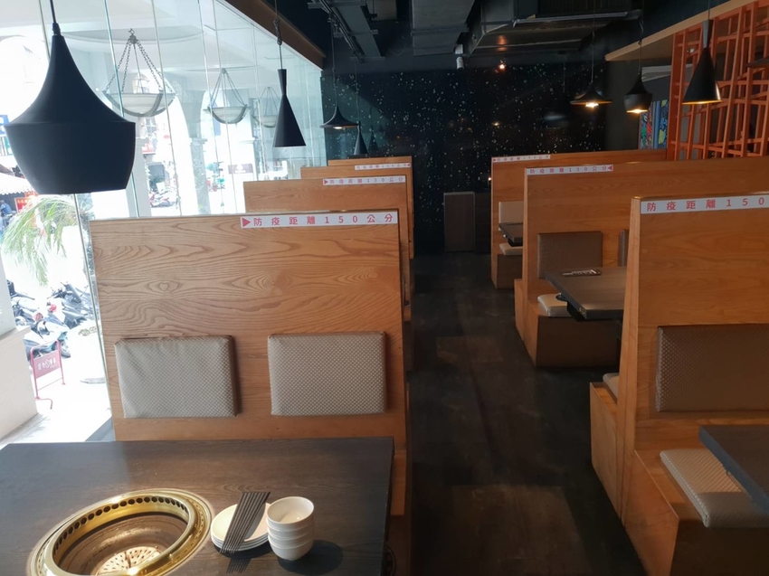 【台中.西區】屋馬燒肉園邸店。$2980宮崎牛和牛套餐