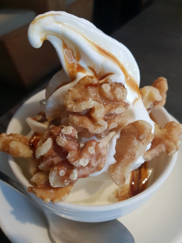 【台中.西區】屋馬燒肉園邸店。$2980宮崎牛和牛套餐