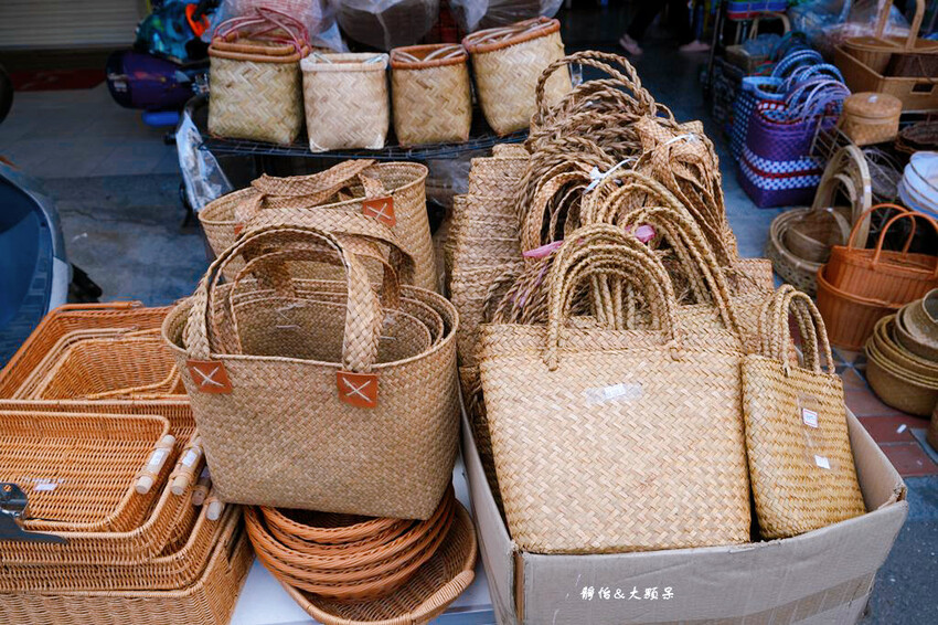 旗山老街美食指南,旗山紅糟肉、三哥臭豆腐、楊桃杏仁露、吳厝傳 旗山老街美食指南,旗山紅糟肉、三哥臭豆腐、楊桃杏仁露、吳厝傳