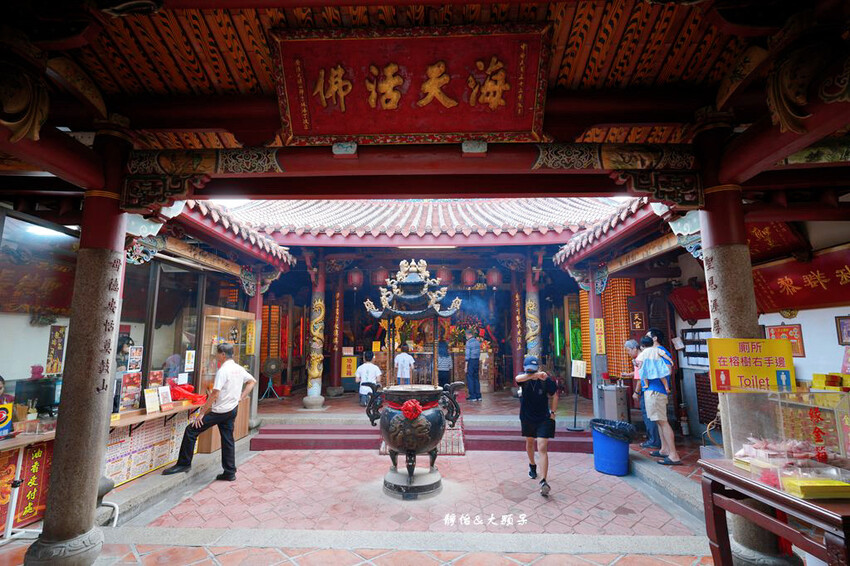 旗山老街美食指南,旗山紅糟肉、三哥臭豆腐、楊桃杏仁露、吳厝傳 旗山老街美食指南,旗山紅糟肉、三哥臭豆腐、楊桃杏仁露、吳厝傳