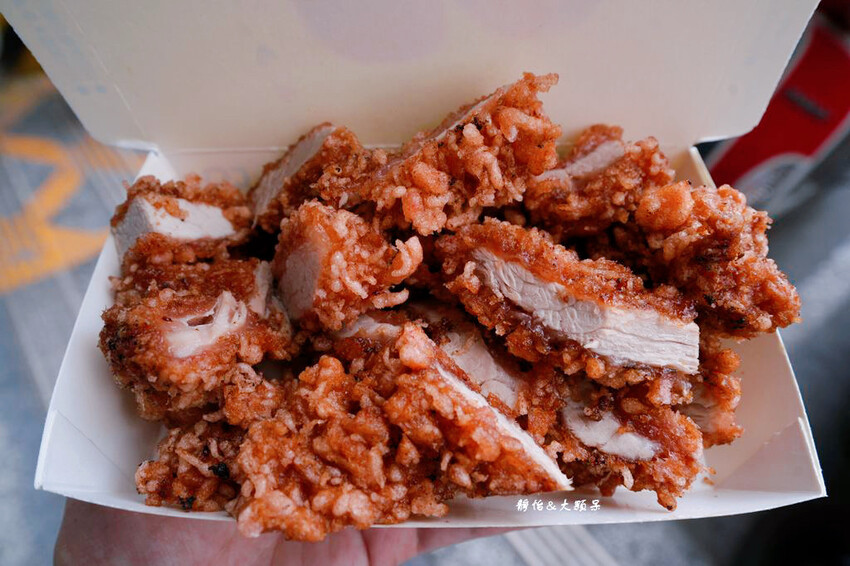 旗山老街美食指南,旗山紅糟肉、三哥臭豆腐、楊桃杏仁露、吳厝傳 旗山老街美食指南,旗山紅糟肉、三哥臭豆腐、楊桃杏仁露、吳厝傳