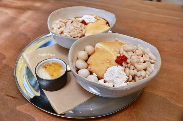 彰化縣彰化市彰化市美食天公壇素食麵｜自家炸菜包、豆皮、白豆腐超好吃！素食麵、綜合湯銅板小吃有找！