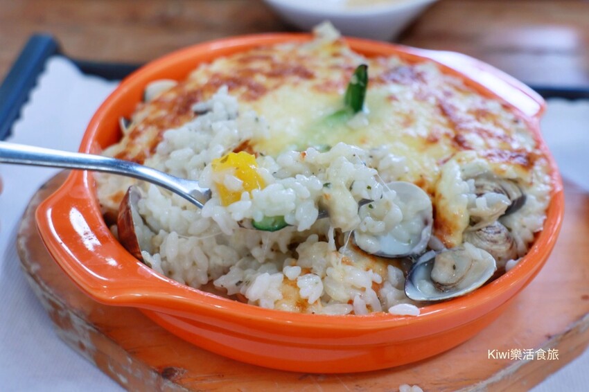 田尾綠海咖啡館︱彰化田尾公路花園白色地中海建築.品嚐咖啡、下午茶輕食～歐式庭園隨手拍都好看！