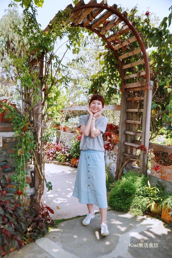 田尾綠海咖啡館︱彰化田尾公路花園白色地中海建築.品嚐咖啡、下午茶輕食～歐式庭園隨手拍都好看！