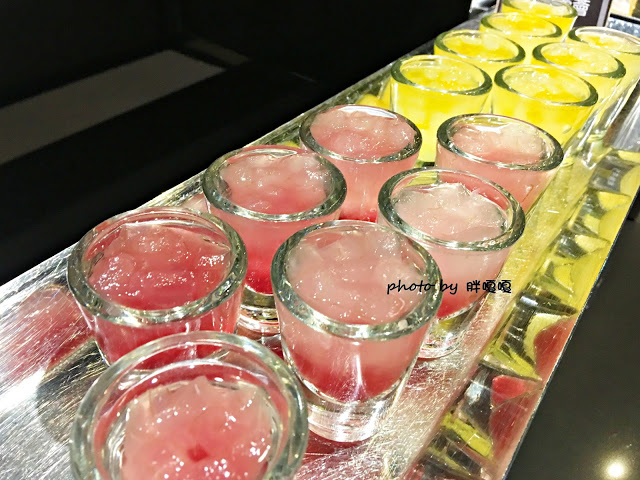 【彰化 市區】大仲馬之宴-頂級鴛鴦鍋吃到飽🍲🍲🍲肉品現切口感好、環境舒適、服務極佳、甜點超多選擇🍰,光是冰淇淋就有4家品牌欸🍨整體真的有超過其價位的火鍋吃到飽,秋冬之際就要吃鍋啊!!