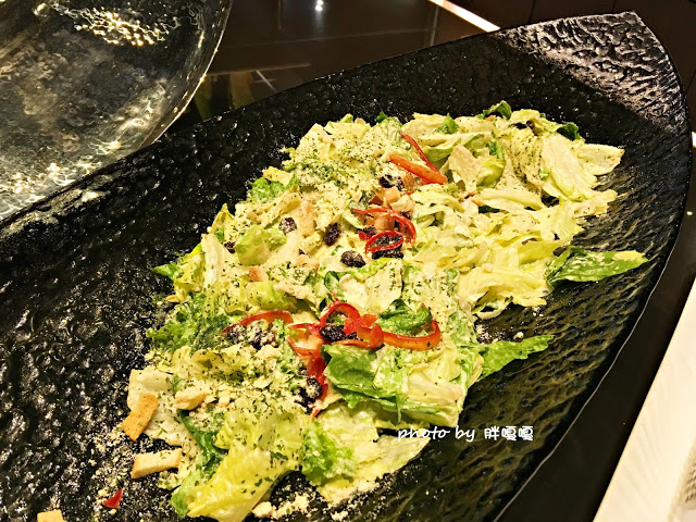 【彰化 市區】大仲馬之宴-頂級鴛鴦鍋吃到飽🍲🍲🍲肉品現切口感好、環境舒適、服務極佳、甜點超多選擇🍰,光是冰淇淋就有4家品牌欸🍨整體真的有超過其價位的火鍋吃到飽,秋冬之際就要吃鍋啊!!