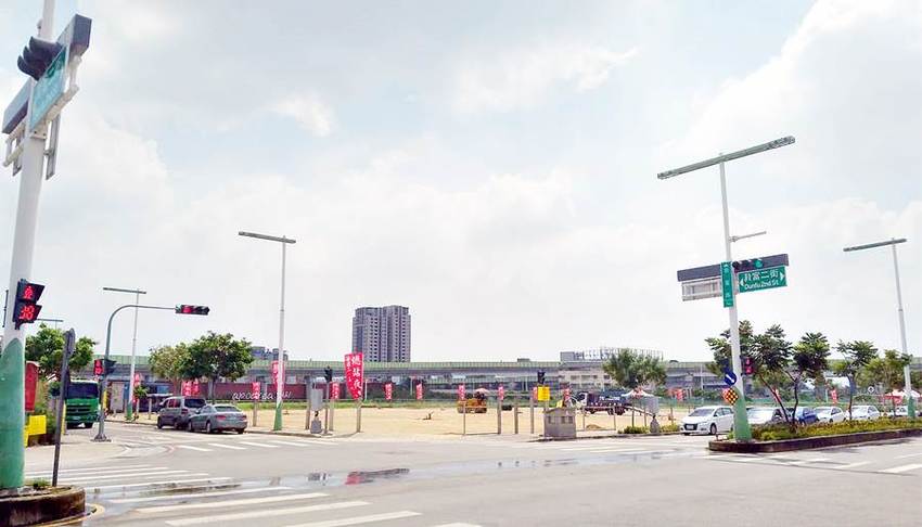 滿月圓國家森林遊樂區。天然闊葉林、處女瀑布、滿月圓瀑布,新北景點親子旅遊好去處 - 蘋果話日常