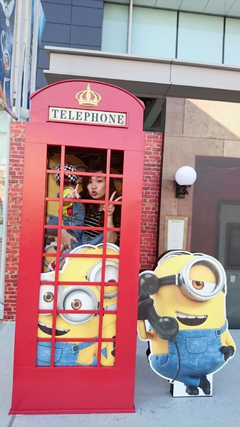 漢神巨蛋百貨(Great egg)：高雄漢神巨蛋~黃色風暴來襲~超萌小小兵入侵高雄~可愛場景讓你拍到不要不要呦~