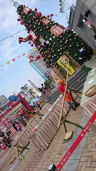 漢神巨蛋購物廣場：高雄漢神巨蛋~粉紅可愛教主Kitty正式登場~各式各樣粉嫩場景~太夢幻太甜蜜太好拍啦~