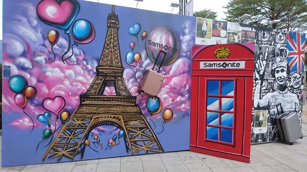 漢神巨蛋購物廣場：高雄漢神巨蛋~粉紅可愛教主Kitty正式登場~各式各樣粉嫩場景~太夢幻太甜蜜太好拍啦~