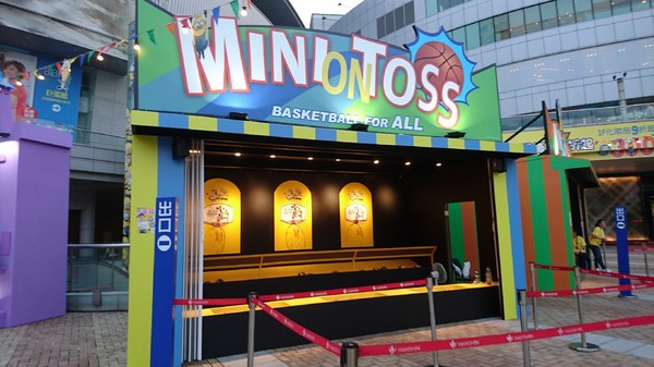 漢神巨蛋百貨(Great egg)：高雄漢神巨蛋~黃色風暴來襲~超萌小小兵入侵高雄~可愛場景讓你拍到不要不要呦~