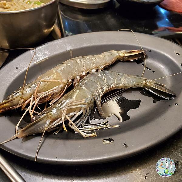 台北西門町燒肉吃到飽推薦,熊一燒肉海陸饗宴,聚餐約會好去處