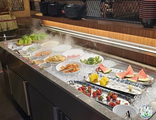 台北西門町燒肉吃到飽推薦,熊一燒肉海陸饗宴,聚餐約會好去處