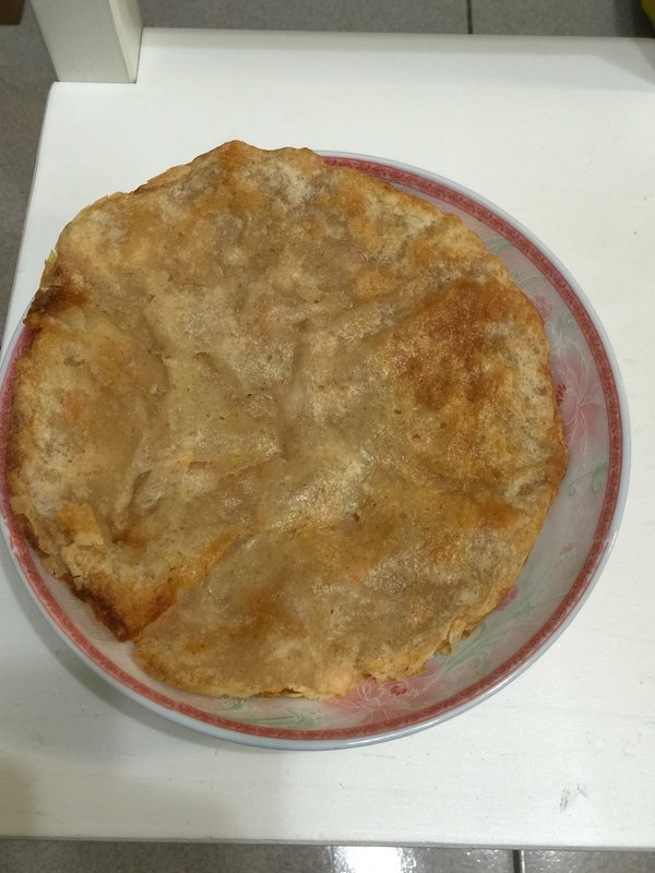 湄南小鎮-月亮蝦餅：湄南小鎮月亮蝦餅~原來在家使用烤箱也能烘烤出好吃的蝦餅喔!又香又脆~大人小孩都愛吃^^