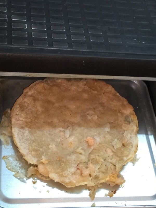 湄南小鎮-月亮蝦餅：湄南小鎮月亮蝦餅~原來在家使用烤箱也能烘烤出好吃的蝦餅喔!又香又脆~大人小孩都愛吃^^