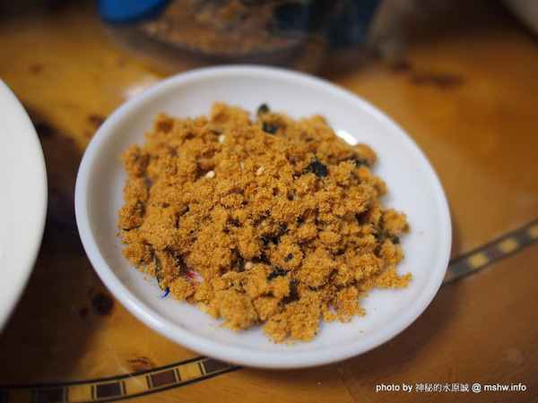 味益食品行：【食記】屏東東港-味益食品專業鬆品專賣店-鮪魚鬆,花殼脆鬆 : 傳承古法技藝,外銷歐洲的獨特肉品