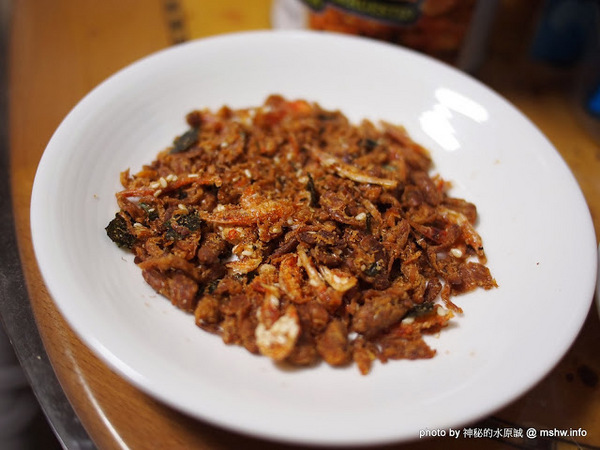 味益食品行：【食記】屏東東港-味益食品專業鬆品專賣店-鮪魚鬆,花殼脆鬆 : 傳承古法技藝,外銷歐洲的獨特肉品