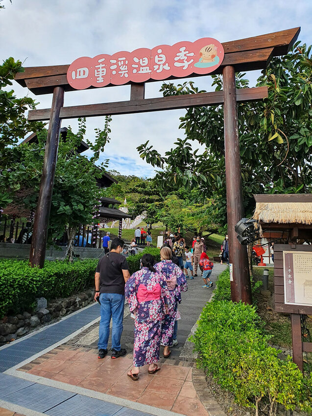 四重溪溫泉一日遊 漫步農場 手作愛玉｜DIY紅仁鴨蛋｜暖胃羊肉爐