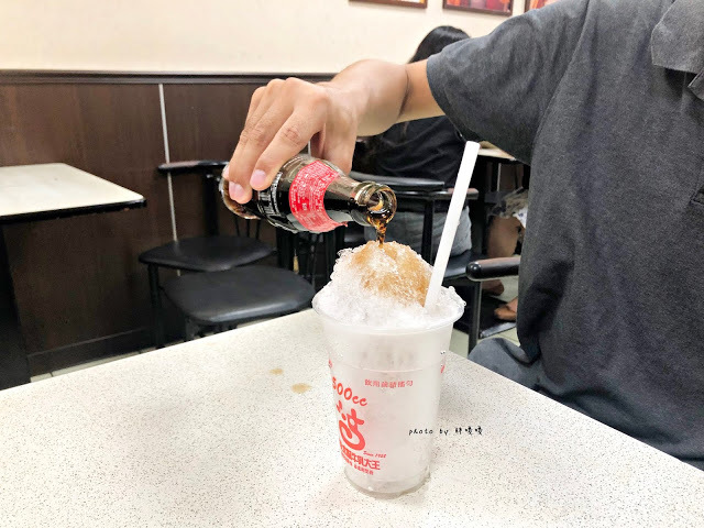 【彰化 市區】彰化木瓜牛乳大王創始店🍮🍨彰化孔廟前，八卦山大佛也在附近，除了木瓜牛奶外，月見冰好特別，古早味布丁也令人回味，價格也不貴，高人氣居高不下！！