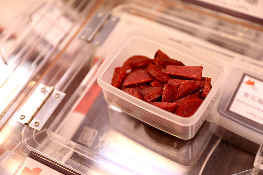 彰化縣彰化市在地深耕超過一甲子 傳承三代老字號！最純粹的滋味 2024肉乾伴手禮盒推薦 年節送禮不二首選