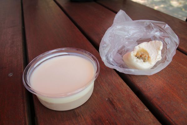 日月山景休閒農場:【彰化景點】日月山景休閒農場/牽手小路/免門票/鮮乳製品/可愛小動物/烤肉DIY生態導覽活動/兒童遊憩區/親子旅遊