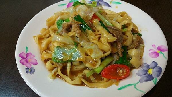 【桃園食記】二畝園麵館 - 大溪好停車的在地老店,必吃木須炒