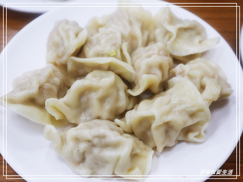 季節水餃-桃園龜山/手工現包大顆飽滿!湯美料多實在~在地人氣餐廳