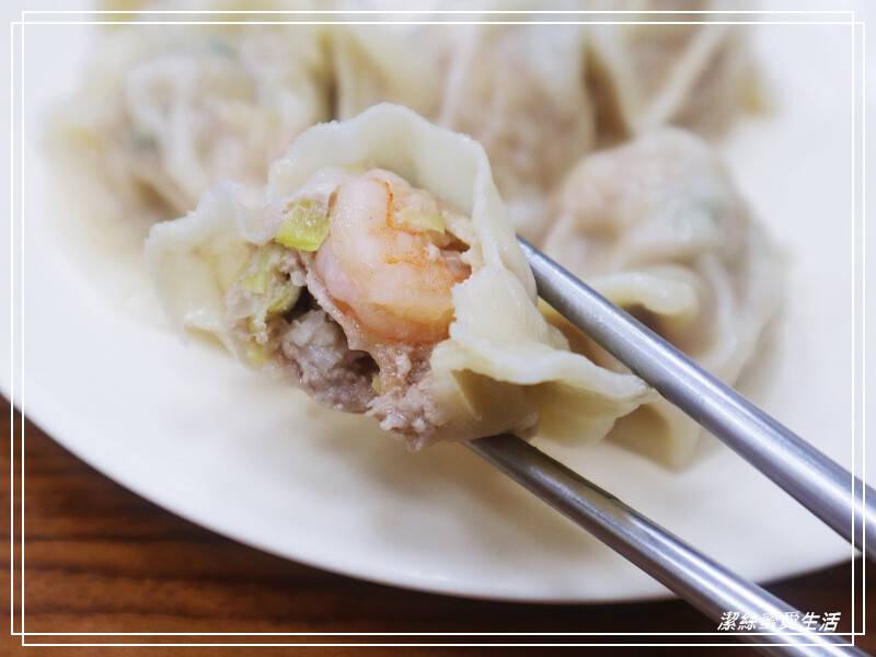 季節水餃-桃園龜山/手工現包大顆飽滿!湯美料多實在~在地人氣餐廳