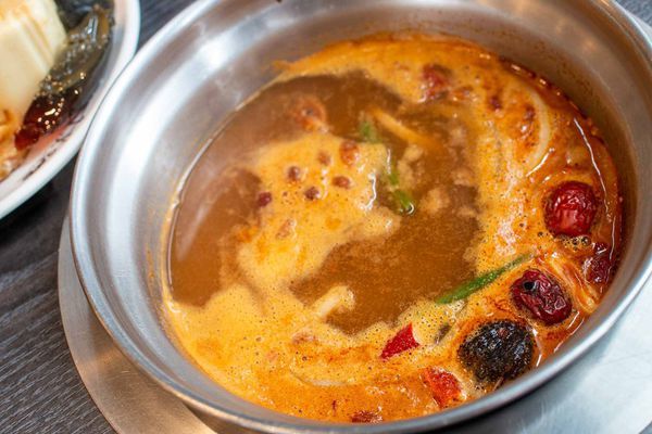 【林口美食】千葉火鍋林口尊爵館-超過百樣食材無限量吃到飽只要399元+10%起!絕無僅有的超實惠價格