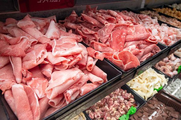 【林口美食】千葉火鍋林口尊爵館-超過百樣食材無限量吃到飽只要399元+10%起!絕無僅有的超實惠價格