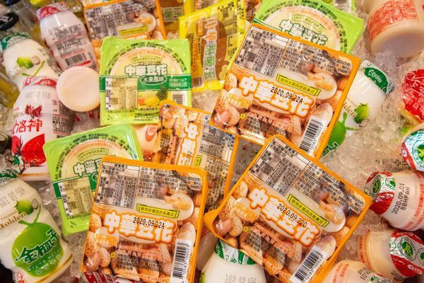 【林口美食】千葉火鍋林口尊爵館-超過百樣食材無限量吃到飽只要399元+10%起!絕無僅有的超實惠價格