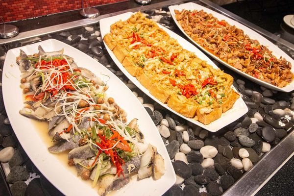 【林口美食】千葉火鍋林口尊爵館-超過百樣食材無限量吃到飽只要399元+10%起!絕無僅有的超實惠價格