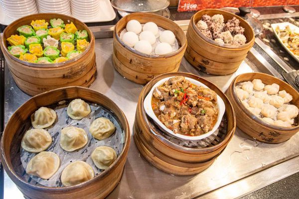 【林口美食】千葉火鍋林口尊爵館-超過百樣食材無限量吃到飽只要399元+10%起!絕無僅有的超實惠價格