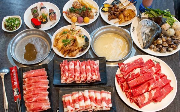 【林口美食】千葉火鍋林口尊爵館-超過百樣食材無限量吃到飽只要399元+10%起!絕無僅有的超實惠價格