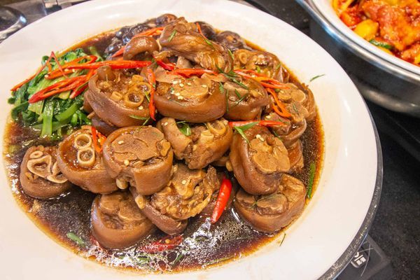 【林口美食】千葉火鍋林口尊爵館-超過百樣食材無限量吃到飽只要399元+10%起!絕無僅有的超實惠價格