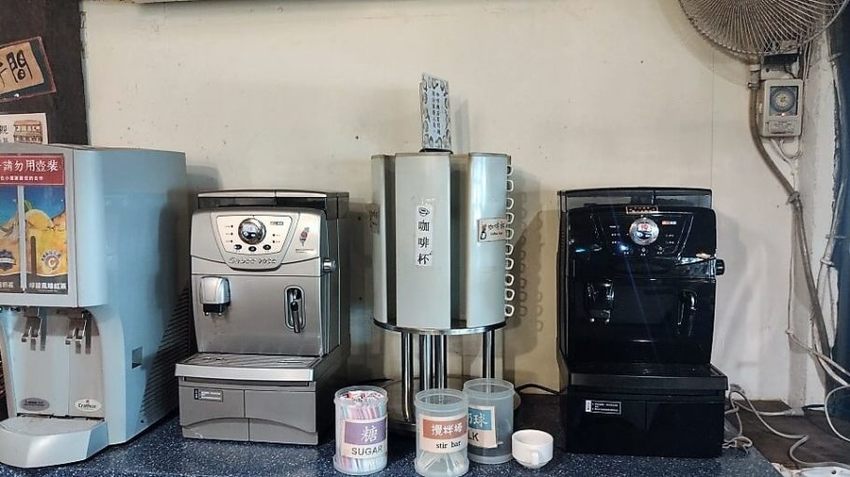 卓也小屋 飲料區