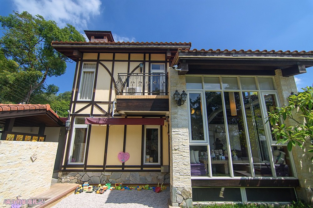 苗栗三義景點》青松自在景觀餐廳 苗栗下午茶 隱身在森林裡的玻璃屋 偶像劇拍攝場景 - 滿分的旅遊札記