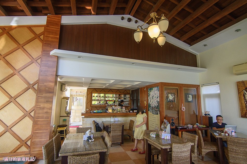 苗栗三義景點》青松自在景觀餐廳 苗栗下午茶 隱身在森林裡的玻璃屋 偶像劇拍攝場景 - 滿分的旅遊札記