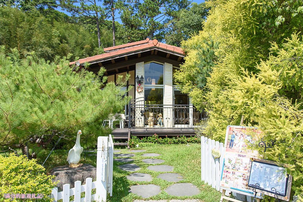 苗栗三義景點》青松自在景觀餐廳 苗栗下午茶 隱身在森林裡的玻璃屋 偶像劇拍攝場景 - 滿分的旅遊札記