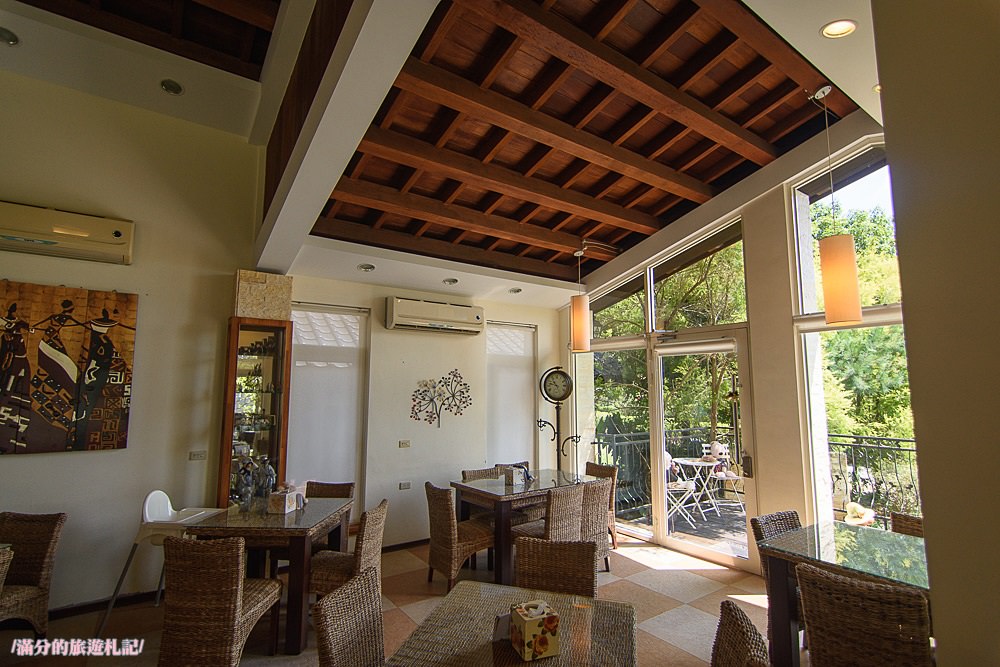 苗栗三義景點》青松自在景觀餐廳 苗栗下午茶 隱身在森林裡的玻璃屋 偶像劇拍攝場景 - 滿分的旅遊札記