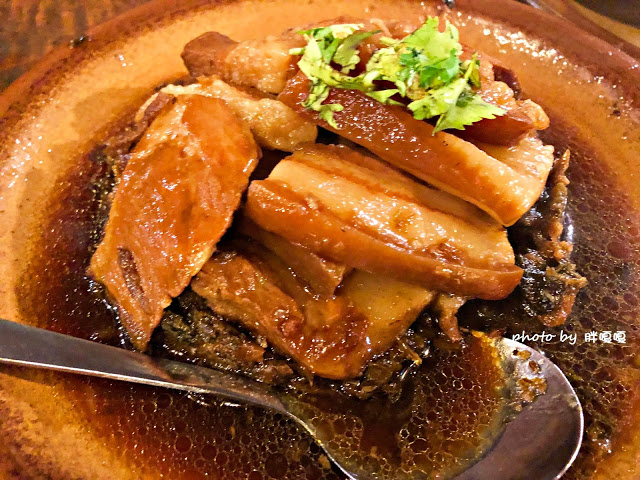 【苗栗 公館】棗莊古藝庭園膳坊⛺⛺⛺建築古色古香，創意客家料理，紅棗入菜、十足美味，園區腹地寬闊，備有小巧動物園、玩沙區，非常適合溜小童💗