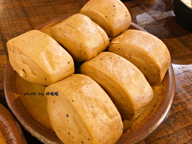 【苗栗 公館】棗莊古藝庭園膳坊⛺⛺⛺建築古色古香，創意客家料理，紅棗入菜、十足美味，園區腹地寬闊，備有小巧動物園、玩沙區，非常適合溜小童💗