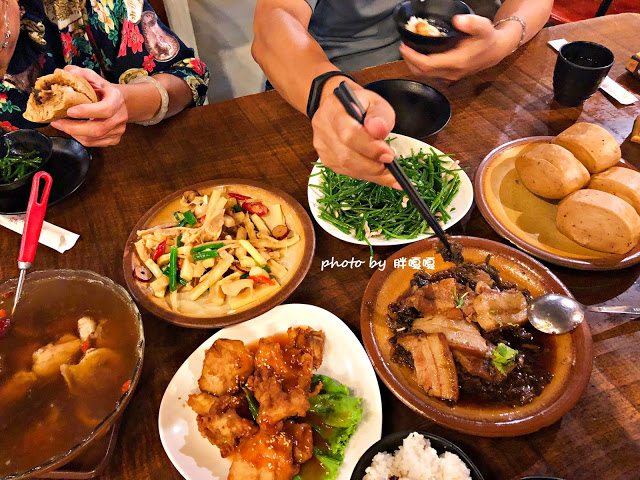 【苗栗 公館】棗莊古藝庭園膳坊⛺⛺⛺建築古色古香，創意客家料理，紅棗入菜、十足美味，園區腹地寬闊，備有小巧動物園、玩沙區，非常適合溜小童💗