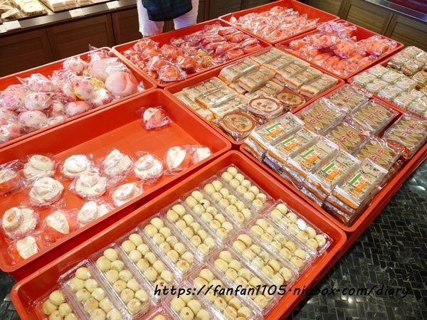 台北名店十字軒糕餅舖-中秋月餅禮盒 #十字軒 #大稻埕 #中秋禮盒 #伴手禮 愛評體驗券 (16).JPG